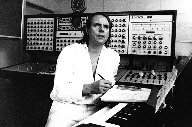 KARLHEINZ STOCKHAUSEN: MIXTUR 2003